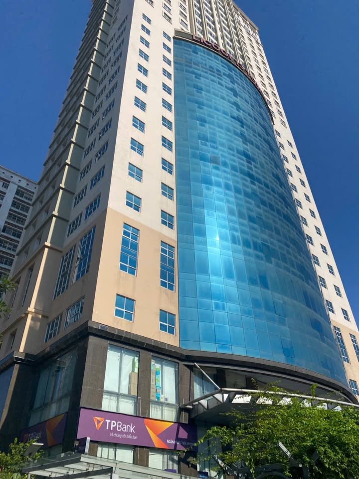 Căn hộ chung cư Licogi Khuất Duy Tiến 130m² giá 6.6 tỷ - Căn góc thoáng sáng, vị trí đắc địa!