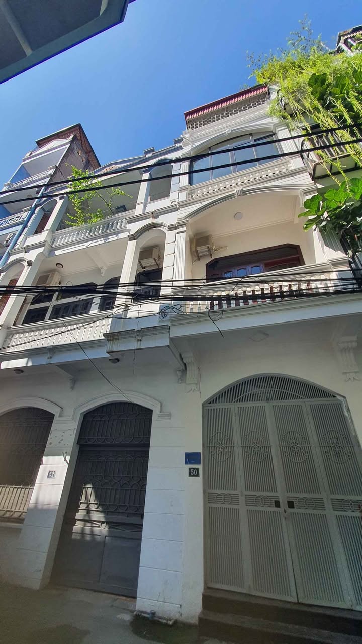 Nhà phố Lê Lợi, Hà Đông 60m² giá 1 tỷ - Vị trí đắc địa, tiện ích đầy đủ!