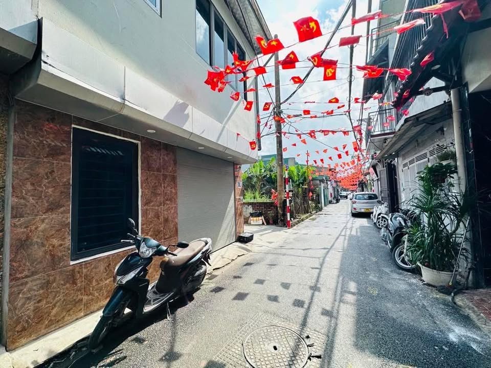 Nhà riêng 238 Âu Cơ, Tây Hồ 41,3m² giá 3,75 tỷ - Ô tô tránh, kinh doanh đỉnh!