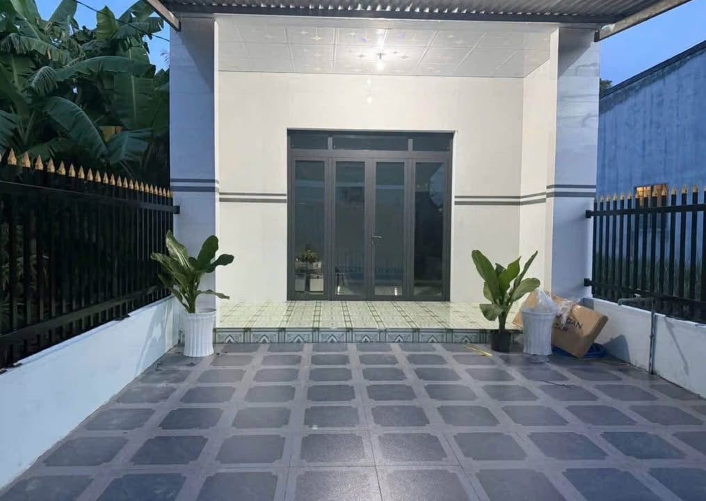 Nhà riêng Quốc Lộ 60, Hòa Lộc, 184m² giá 1.65 tỷ - Tiềm năng kinh doanh lớn!