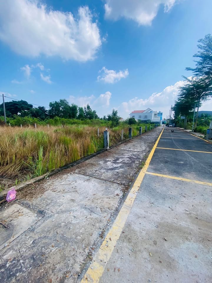 Đất nền liền kề Tân Mỹ Chánh 108m² giá 800 triệu - Sổ hồng chính chủ