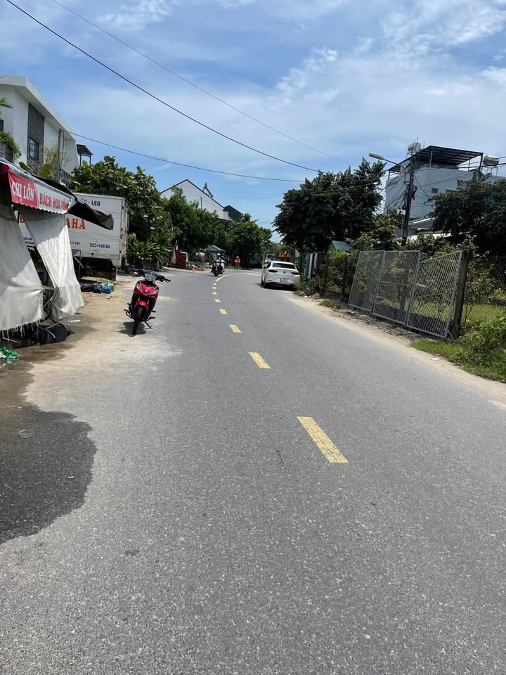 Đất Cẩm Hà Hội An 120m² giá 2.7 tỷ - Mặt tiền đường nhựa thông thoáng!