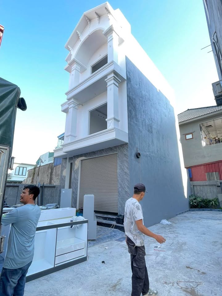 Nhà 3 tầng Quỳnh Hoàng, An Dương 90m² giá 3.29 tỷ - Ô tô đỗ cửa cả ngày!