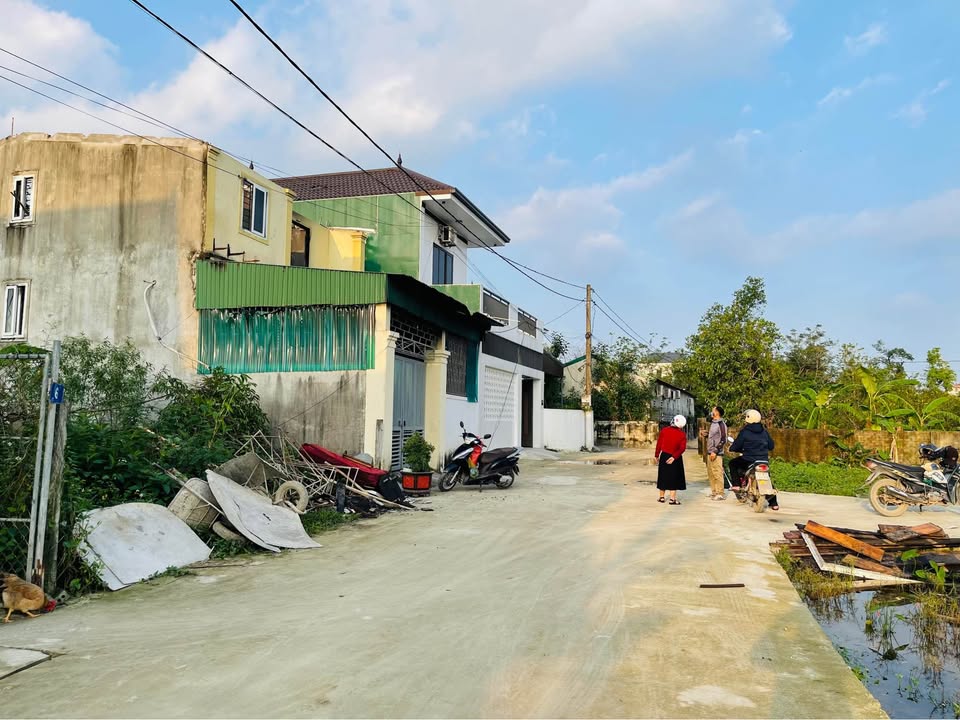 Đất nền Hưng Đông 83m² giá 2.2 tỷ - Vị trí đắc địa, phát triển mạnh!