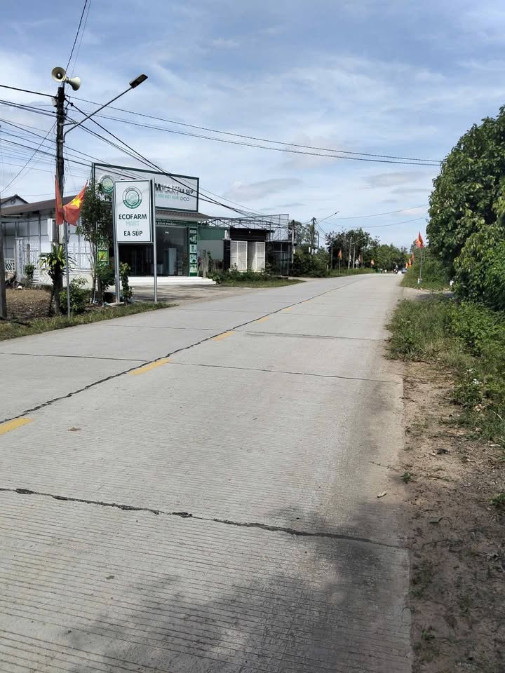 Đất nền mặt tiền đường T7, Ea Súp, 667m² giá 806.35 triệu - Cơ hội đầu tư hấp dẫn!
