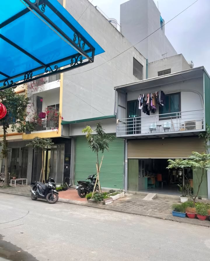 Bán đất đấu giá Ngũ Hiệp - Thanh Trì 67m² giá chỉ 9 tỷ - Vỉa hè ô tô tránh