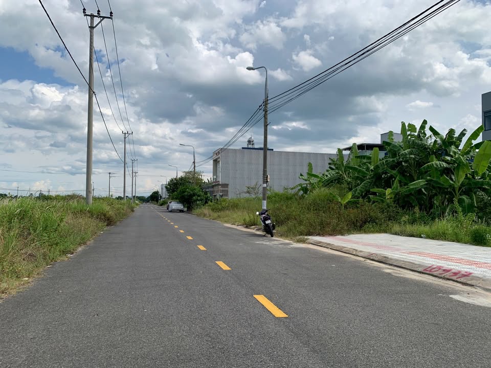 Đất đẹp Đà Nẵng 100m² bán gấp - Đường quy hoạch 7m5