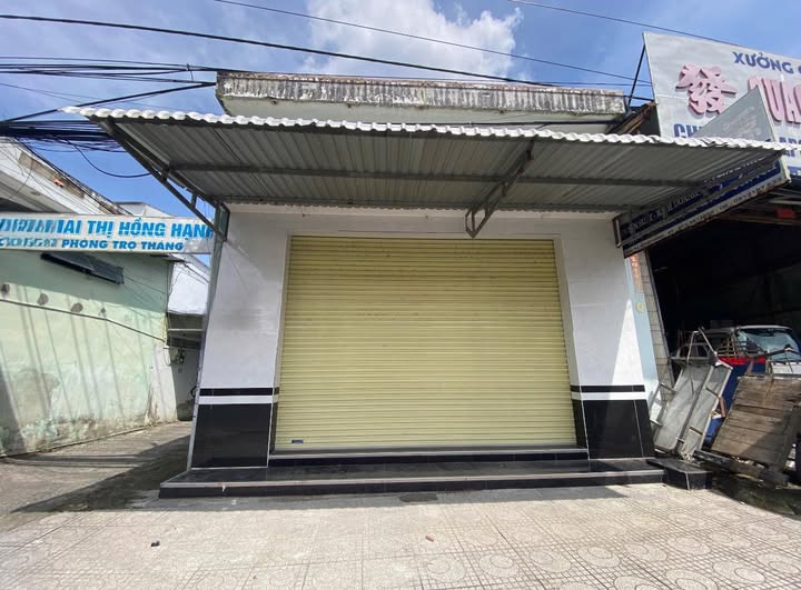 Cho thuê nhà góc hẻm mặt tiền đường Mai Thị Hồng Hạnh, Rạch Sỏi, Kiên Giang - Giá chỉ 12 triệu/tháng!