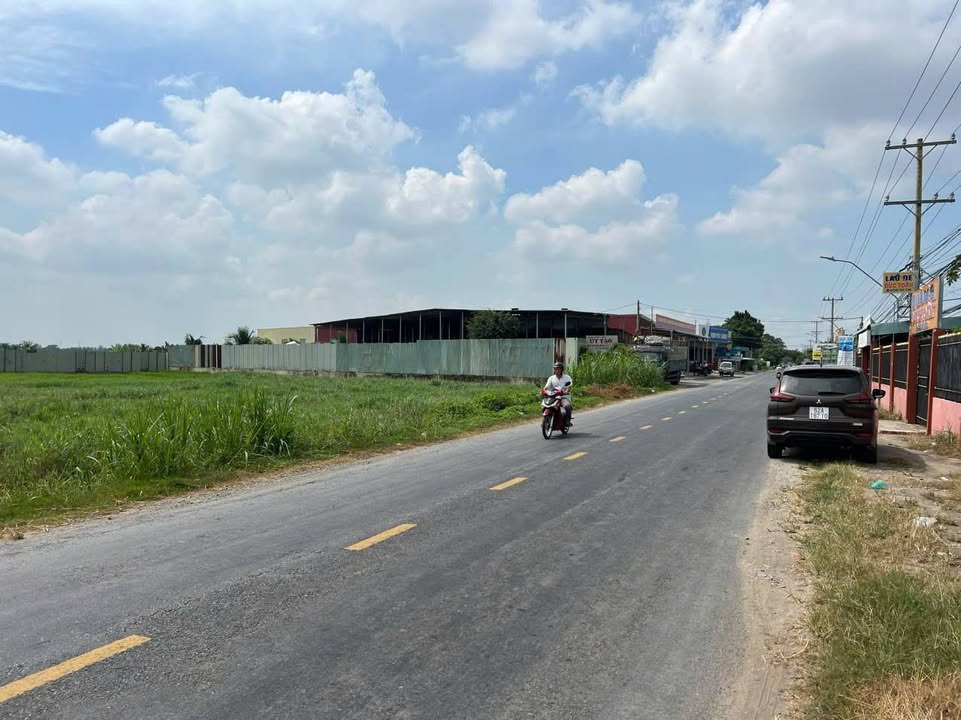 Đất mặt tiền ĐT 833, xã Nhơn Thạnh Trung, 23,000m² - Cơ hội đầu tư hấp dẫn!