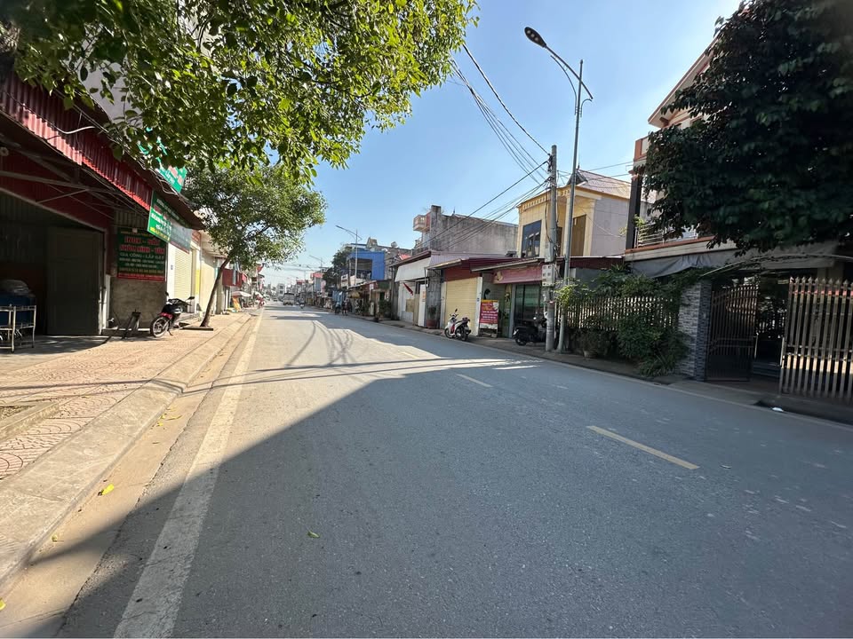 Đất mặt trục chợ Lương Quán, Nam Sơn, An Dương 100m² giá 3.9 tỷ - Kinh doanh sầm uất!