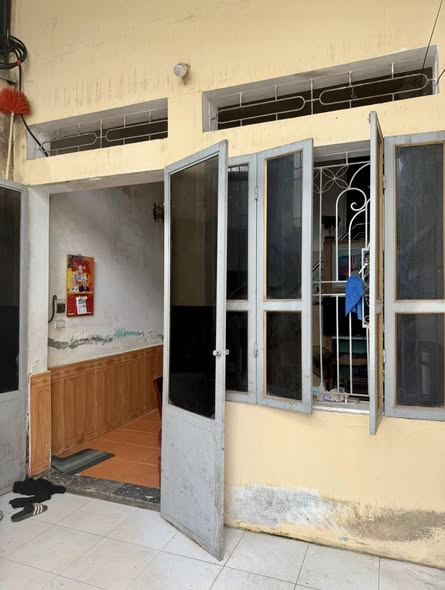 Nhà phố Duy Tân, Nam Ngạn 50m² giá 1.9 tỷ - Đường thông ô tô thoải mái!