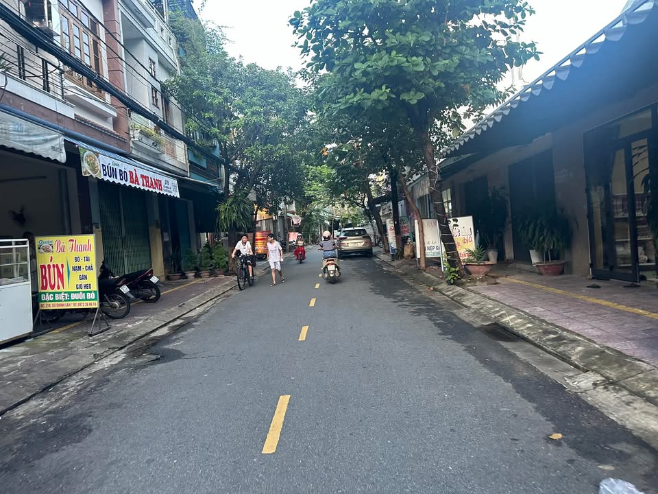 Bán đất tặng nhà mặt tiền Cù Chính Lan 73m² giá 6 tỷ - Cơ hội đầu tư tuyệt vời!