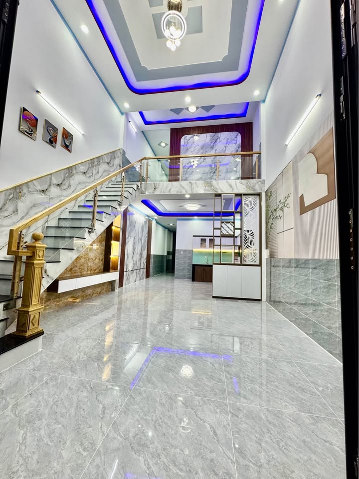 Nhà riêng Trảng Dài 100m² giá 2.599 tỷ - Sổ hồng riêng, nội thất cao cấp!