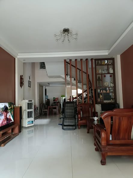 Nhà phố Hàn Thuyên, phường Ba Đình, 112m² giá 8 tỷ - Thiết kế hiện đại, tiện nghi!