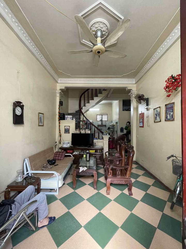 Nhà 3 tầng Nguyễn Du 52m² giá 2 tỷ - Vị trí trung tâm đắc địa!