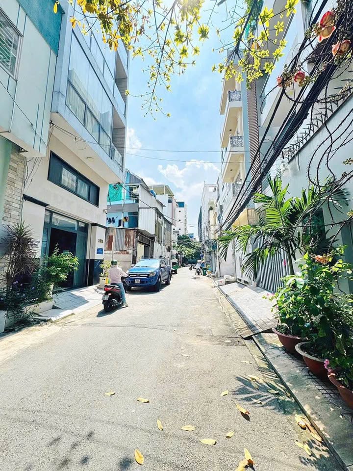 Đất trống hẻm xe hơi đường Tân Quy quận 7, 82.1m² giá 15 tỷ - Cơ hội đầu tư tuyệt vời!