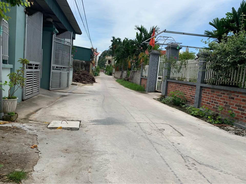 Đất nền Phương Nam Uông Bí 83m² giá 800 triệu - Vị trí trung tâm thuận tiện!