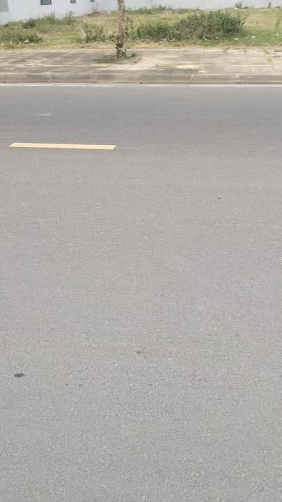 FrontHouse Lý Thường Kiệt, Đông Hòa 174m² - Kinh doanh lý tưởng, giá thỏa thuận!