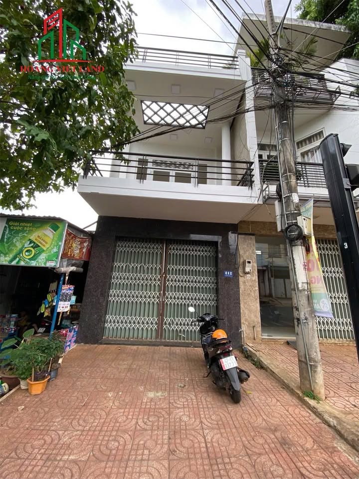 Nhà cho thuê mặt tiền Nguyễn Thị Minh Khai 103m² chỉ 12 triệu/tháng - Kinh doanh thuận lợi!