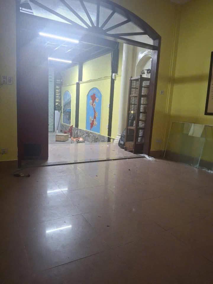 FrontHouse cho thuê đường Cao Lỗ, quận 8, diện tích 168m² - Kinh doanh tự do!