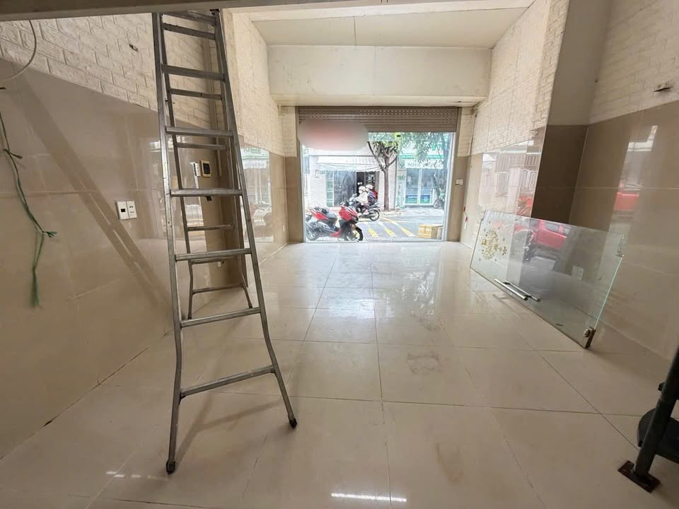 Cho thuê mặt tiền kinh doanh Phường Long Bình, Quận 9, 36m² - Kinh doanh sầm uất, giá chỉ 9 triệu!