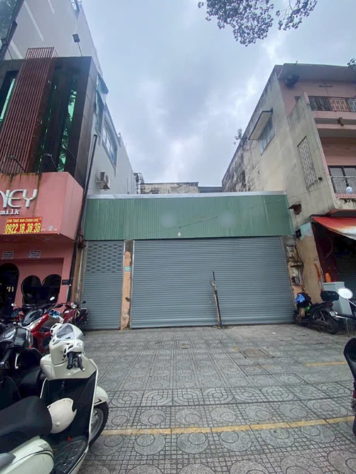 Nhà trệt cho thuê đường Nguyễn Tri Phương, quận 10 - Diện tích 108m², hợp đồng dài hạn!