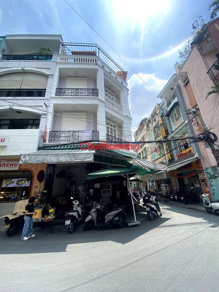 Cho thuê nhà góc 2 mặt tiền đường Hoa Cau, quận Phú Nhuận - Diện tích 71m², phù hợp kinh doanh!