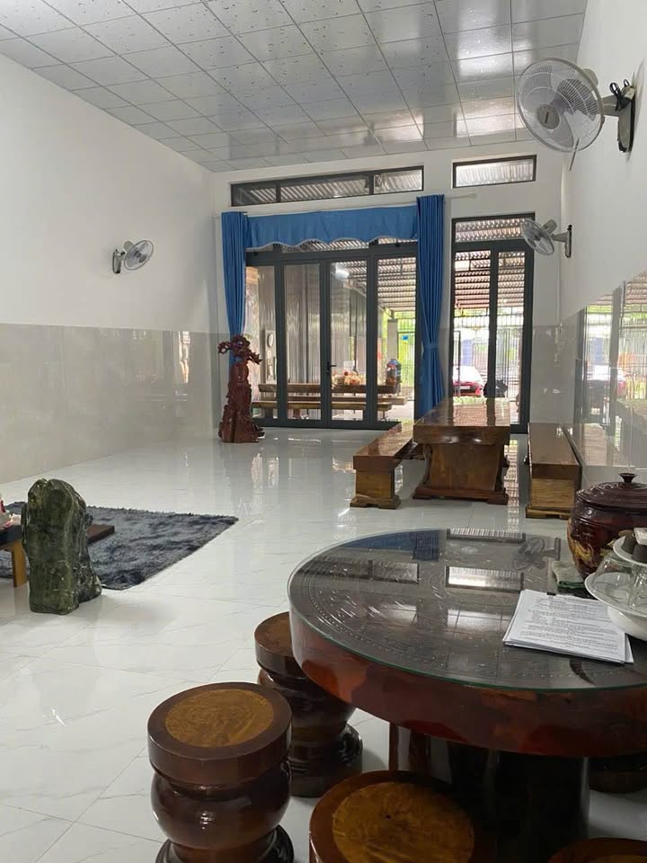 Nhà cho thuê đường Trần Huyện, thị trấn Phước An, 3 phòng ngủ - Không gian rộng rãi, đầy đủ nội thất!