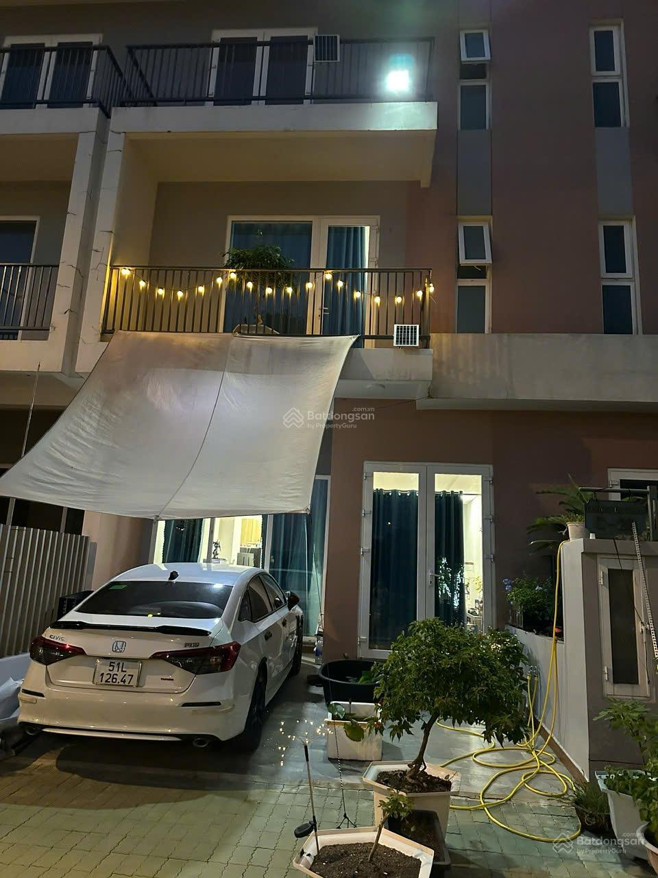 Nhà phố cho thuê nguyên căn Dragon Village Phú Hữu Q9 75m² - An ninh 24/7