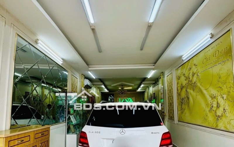 Nhà mặt tiền Huỳnh Tấn Phát Quận 7 110m² giá 18 tỷ - Cơ hội đầu tư sinh lời bền vững!