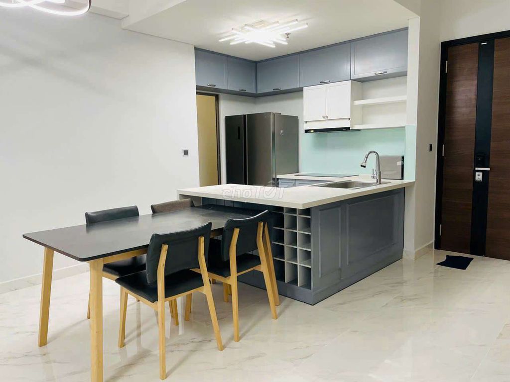 Căn hộ Midtown M5 Quận 7 91m² giá 22 triệu - View biệt thự thoáng mát!