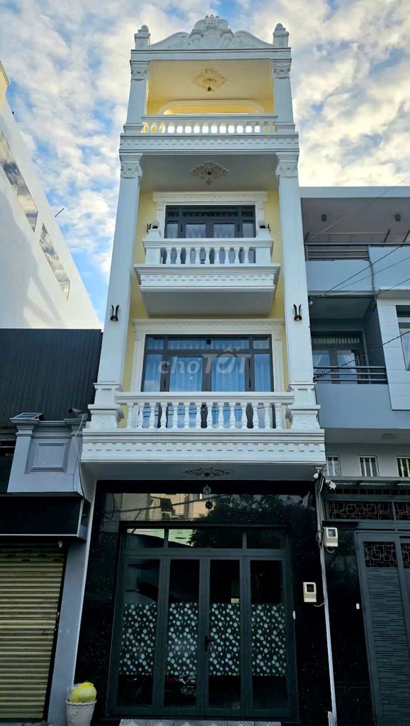 Nhà cho thuê HXH Lê Quang Định 60m² giá 18 triệu - Phù hợp kinh doanh và sinh sống!