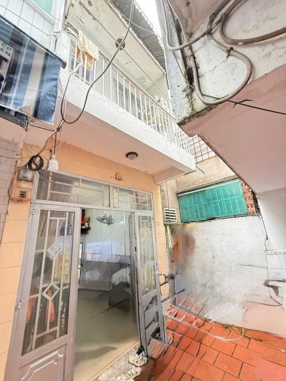 Nhà phố Trung Mỹ Tây, Quận 12, 23m² giá 2.38 tỷ - Sổ hồng chính chủ, tiện ích đầy đủ!