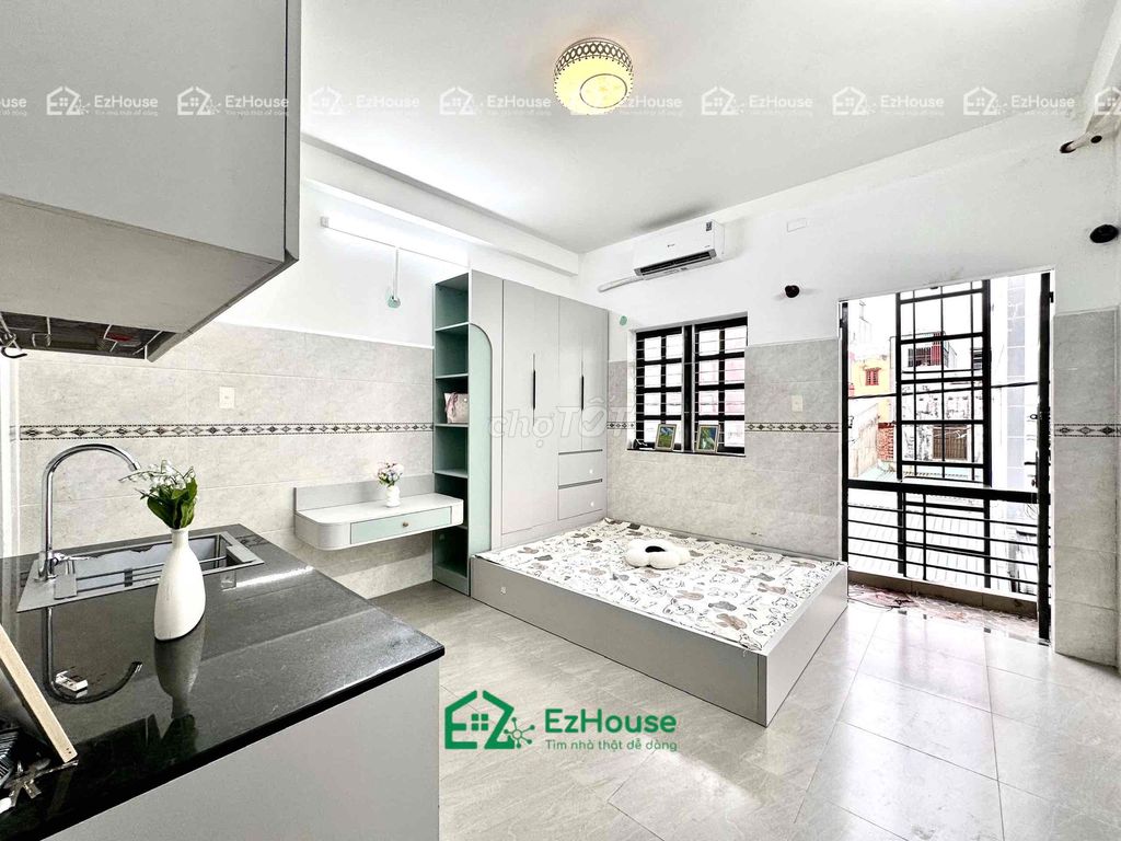 Căn hộ Studio ban công mới 27m² giá 4.7 triệu - Gần AEONMALL Tân Phú!