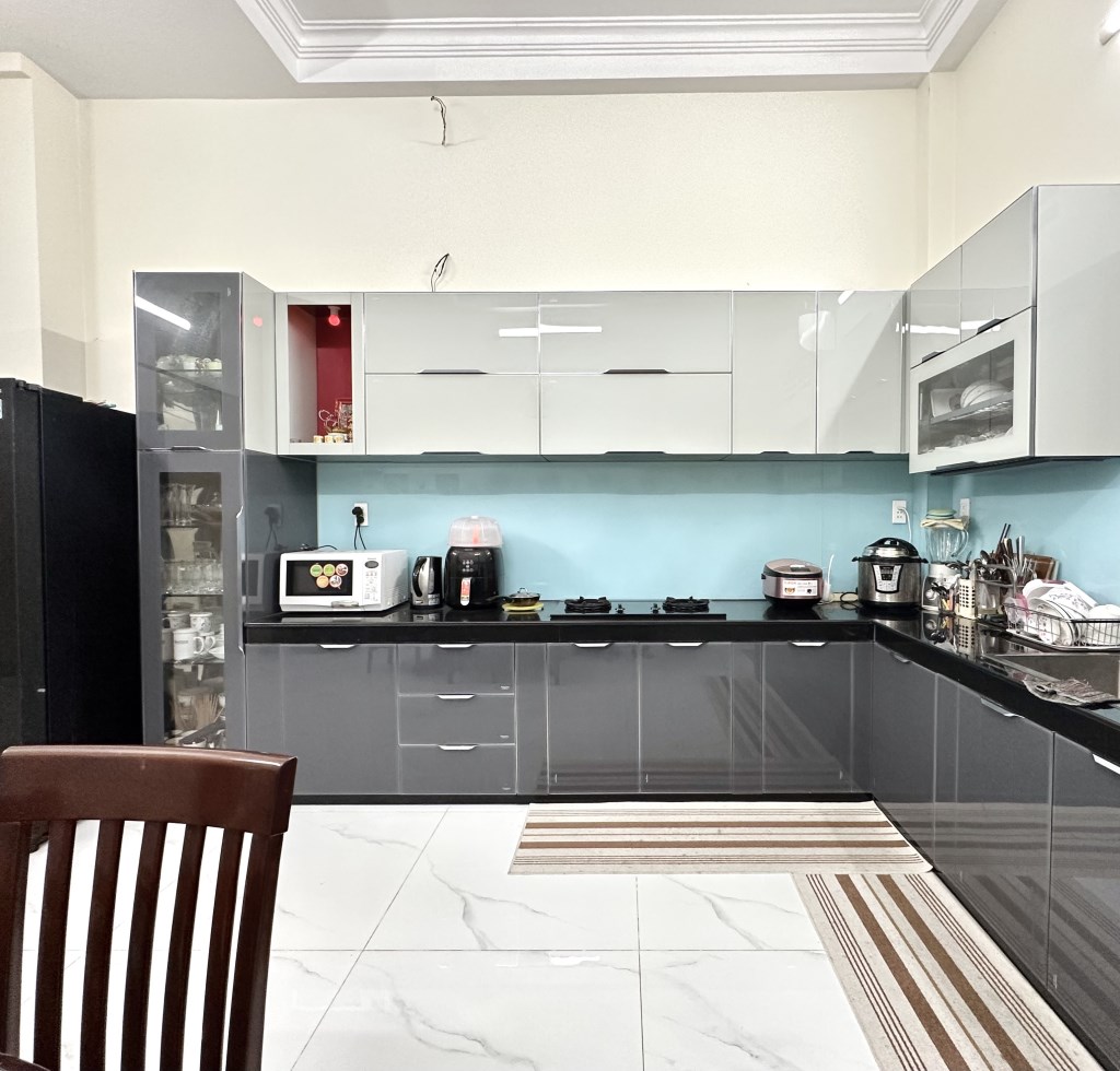 Nhà đẹp 4 tầng mặt tiền Vũ Ngọc Phan, 74m² giá 16.95 tỷ - Pháp lý rõ ràng!