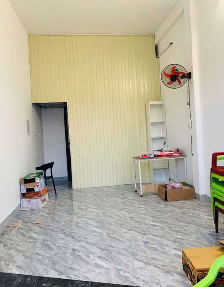 Cho thuê mặt bằng Phạm Văn Đồng 35m² giá 5 triệu - Kinh doanh sầm uất!