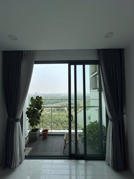 Căn hộ D’LUSSO EMERALD Quận 2 68m² giá 6.15 tỷ - View sông tuyệt đẹp!