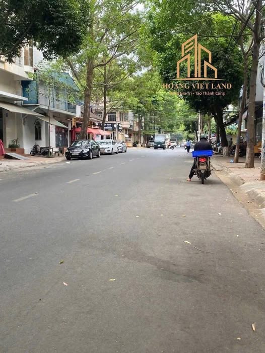 Nhà mặt tiền kinh doanh Nguyễn Trãi, Buôn Ma Thuột 189m² giá 9.8 tỷ - Cơ hội đầu tư vàng!