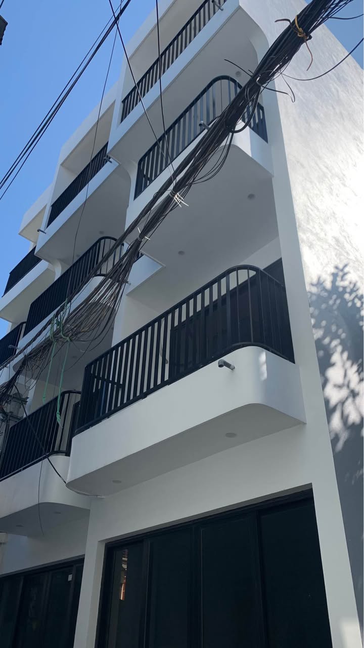 Nhà 4 tầng Dương Nội 40m² giá thỏa thuận - Thiết kế hiện đại, ô tô vào tận nơi!