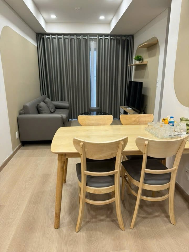 Căn hộ chung cư Dragon Castle 2PN 2VS giá 5 triệu - Full nội thất, tiện ích sang trọng!