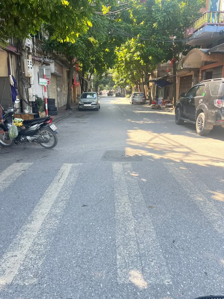 Nhà 1 tầng mặt phố Đinh Văn Tả, TP Hải Dương 130m² giá 300 triệu - Kinh doanh tuyệt vời!