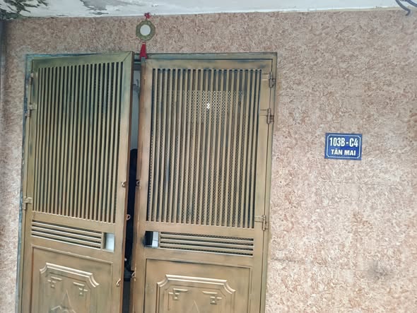 Nhà phố Tân Mai 16m² giá thỏa thuận - Gần trường, chợ, ngõ thông rộng rãi!