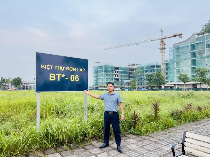 Biệt thự HUD Mê Linh 375m² giá 25 tỷ - View công viên tuyệt đẹp!