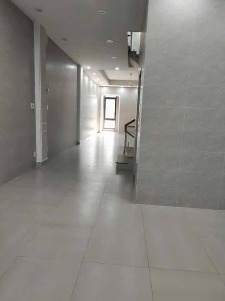 Nhà nguyên căn Tân An 4 tầng giá 12 triệu - Thiết kế hiện đại, tiện nghi!