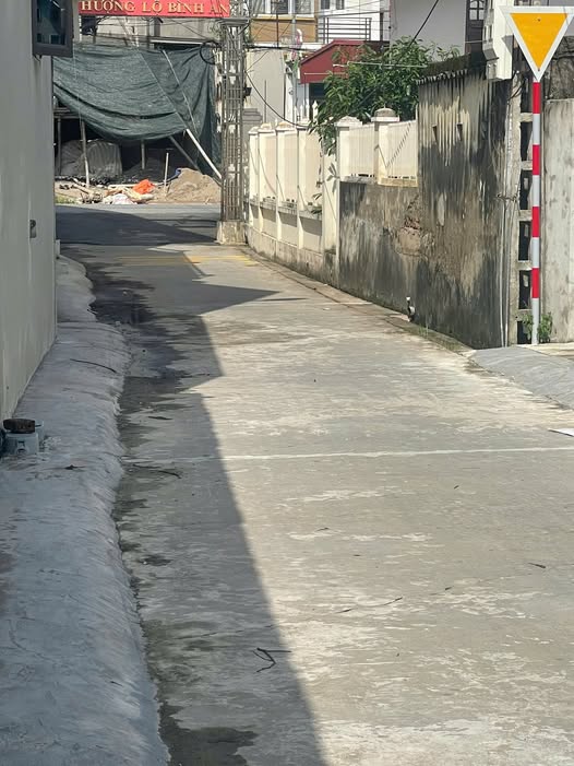 Bán đất trung tâm xã Ninh Cường - 150m² sổ hồng riêng, giá tốt nhất!