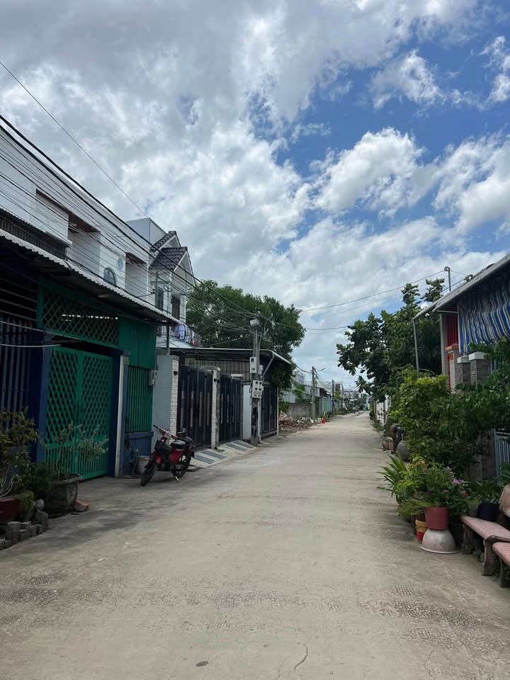 Đất nền hẻm Lê Hồng Phong, Sóc Trăng 150m² giá 1.2 tỷ - Phong thủy tốt, xây nhà ngay!