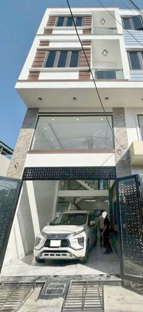 Nhà 3,5 tầng đường Văn Cao, 48m² giá 2.9 tỷ - Ô tô vào tận nhà!