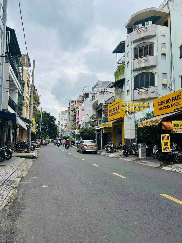 Nhà Mặt Tiền Hòa Hảo, Quận 10, 40m² giá 9.5 tỷ - Kinh doanh đỉnh cao!