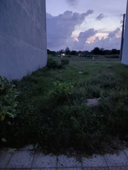 Đất nền Phú Thạnh 80m² giá 1.85 tỷ - Sổ đỏ chính chủ, vị trí đẹp!