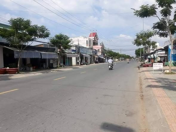 Đất nền Phú Tân Bến Tre 300m² giá 620 triệu - Cơ hội đầu tư hấp dẫn!